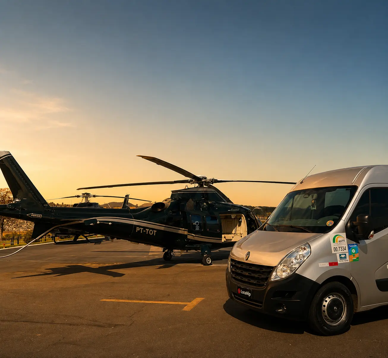 Van executiva Renault Master Loca Vip ao lado de helicóptero